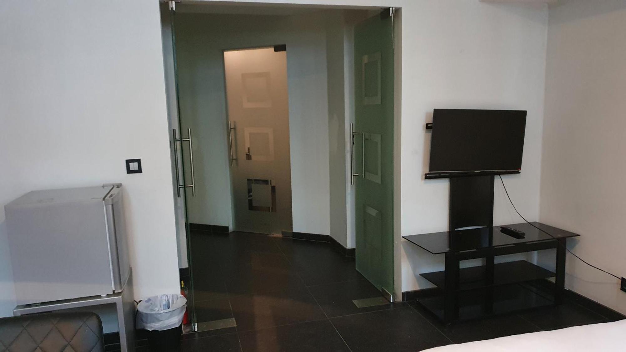 Guesthouse Marie Therese Brussels Ngoại thất bức ảnh